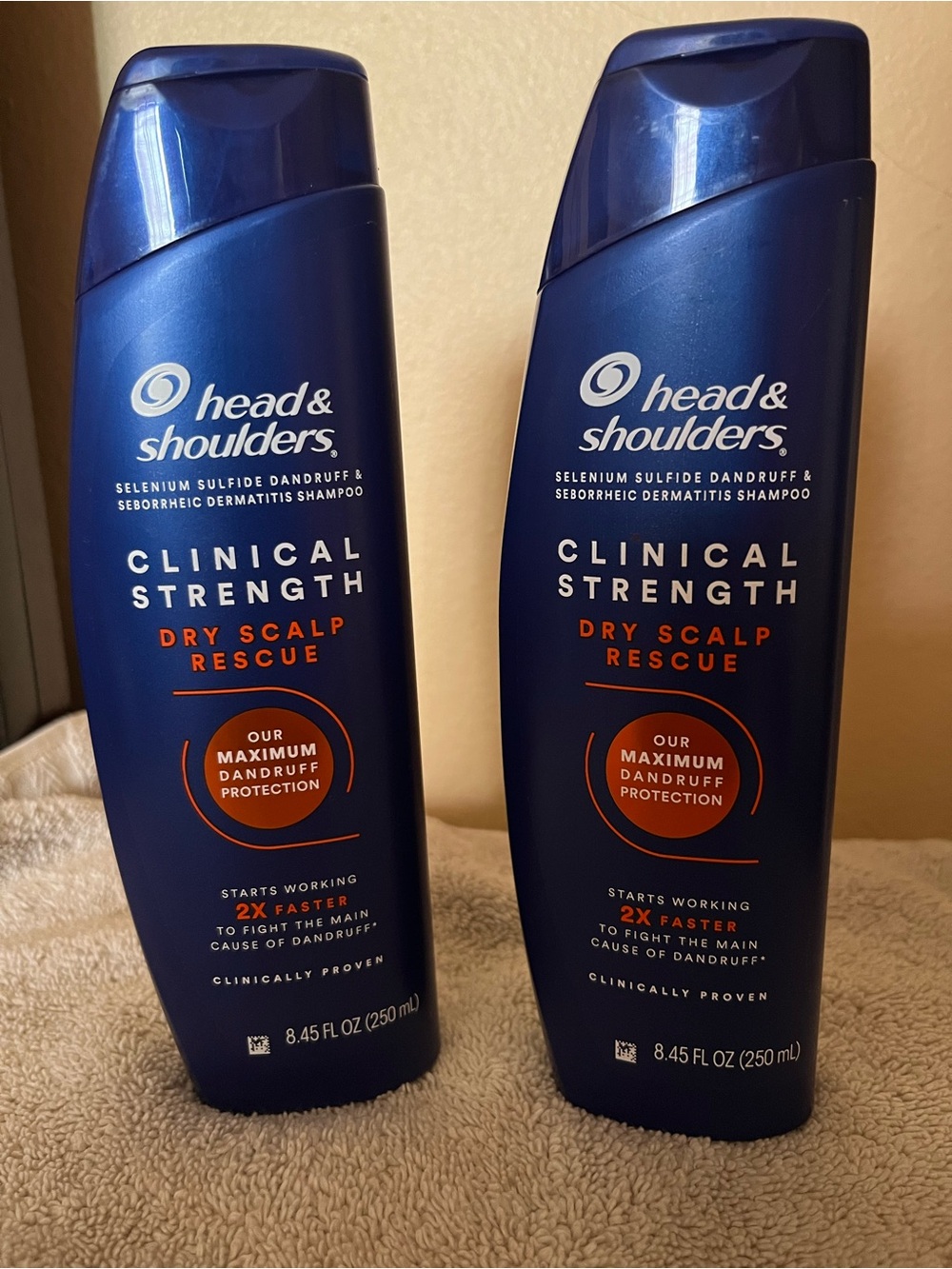 Head & Shoulders Clinical Strength Dandruff Shampoo ,Dry Scalp Rescue Set